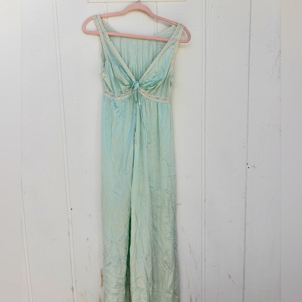 Elegant Light Green Vintage Maxi Dress